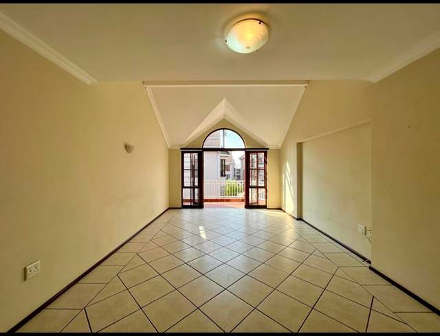 2 BEDROOM APARTMENT FOR SALE IN RIVONIA